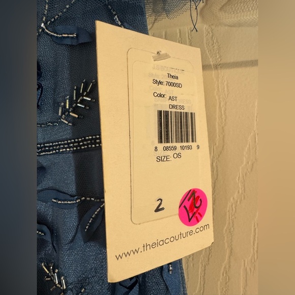 Theia Couture Elegant Blue Embroidered and Beaded Dress - Sample Size 2 - Picture 3 of 15